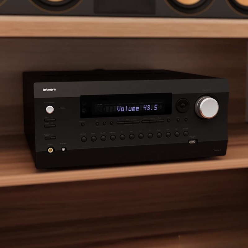 Integra AVR's