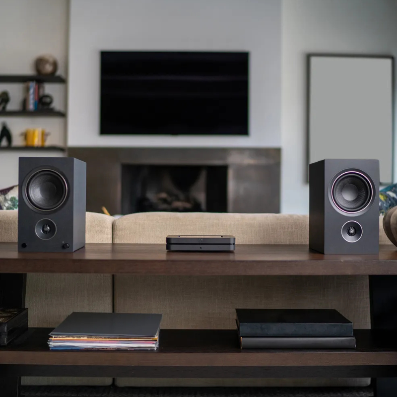 AM-Series Active Loudspeaker Systems